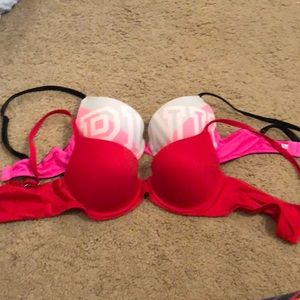 34 B pink and aerie bras